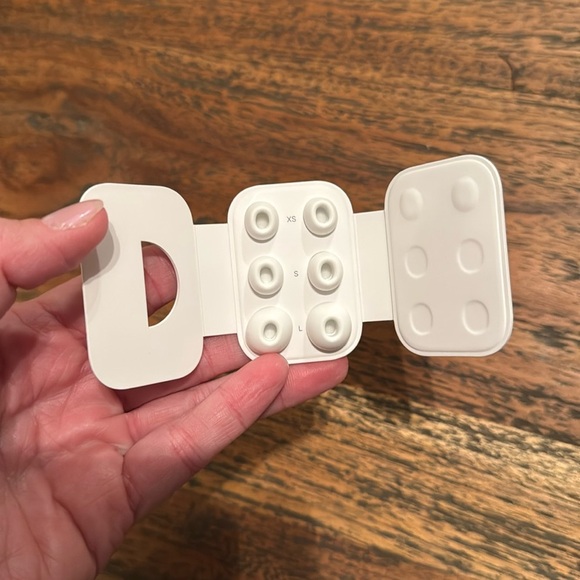 Other - Apple AirPod Pro different size cushions